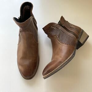 Sterling River Boots Dual Zip Ankle Booties Women's Size 10 Perforated Leather